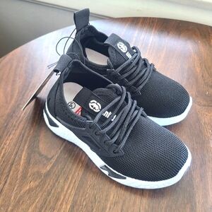 unltd. Toddler Gym Shoes, size 10